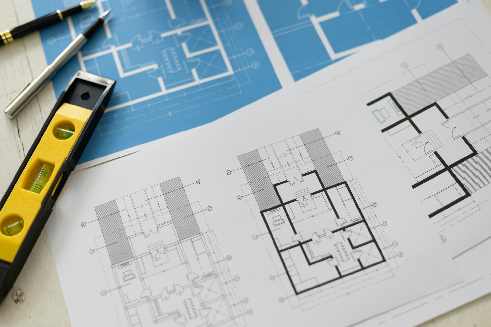 Architekten bei der Erstellung eines Bauplans.